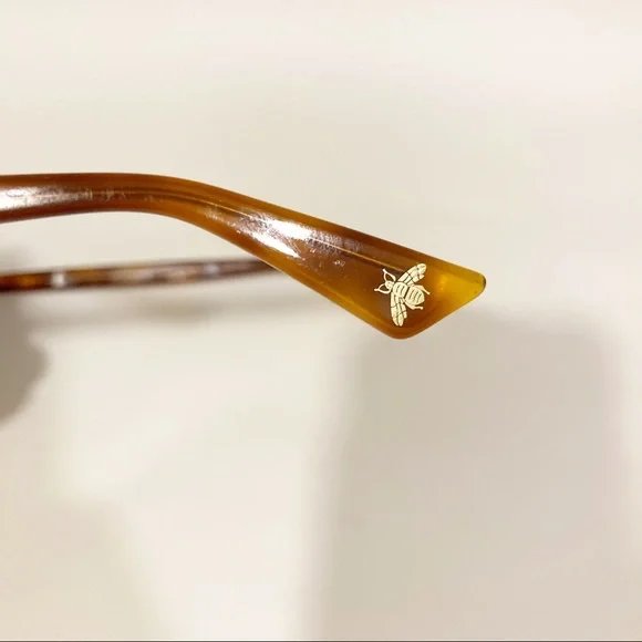 Authentic Gucci Sunglasses - Picture 6 of 7